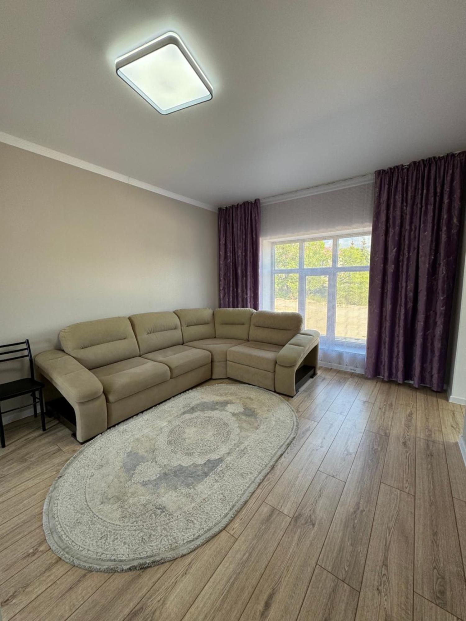Алые Паруса Hotel Cholponata Buitenkant foto