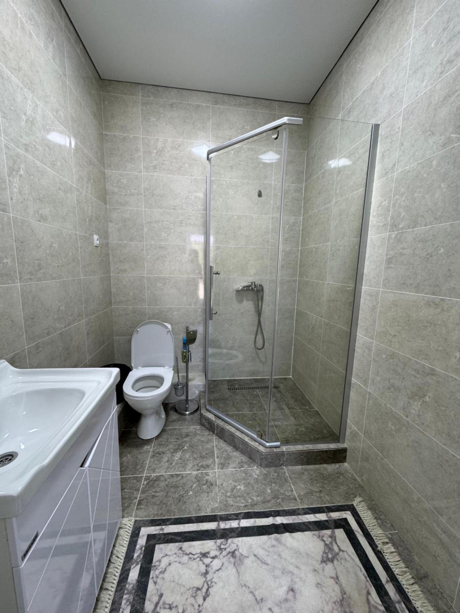 Алые Паруса Hotel Cholponata Buitenkant foto