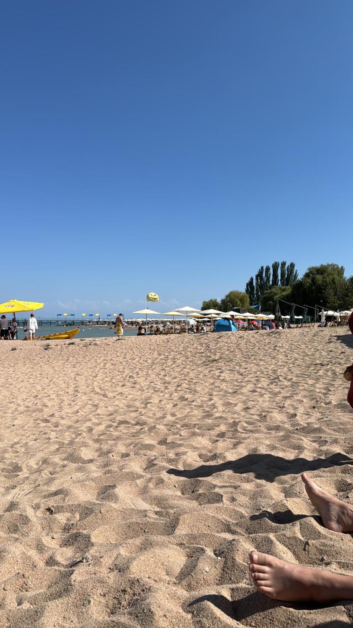 Алые Паруса Hotel Cholponata Buitenkant foto