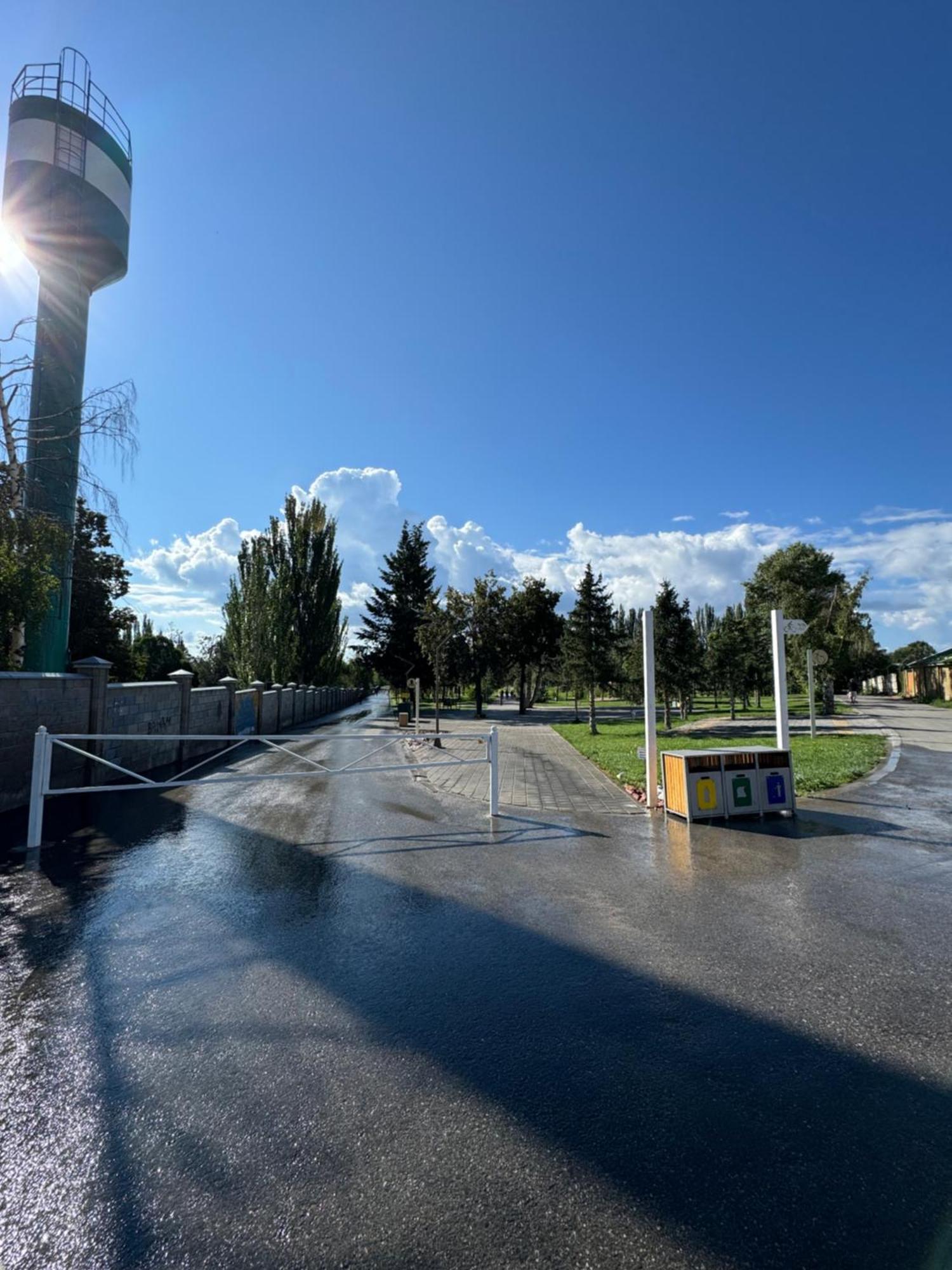 Алые Паруса Hotel Cholponata Buitenkant foto
