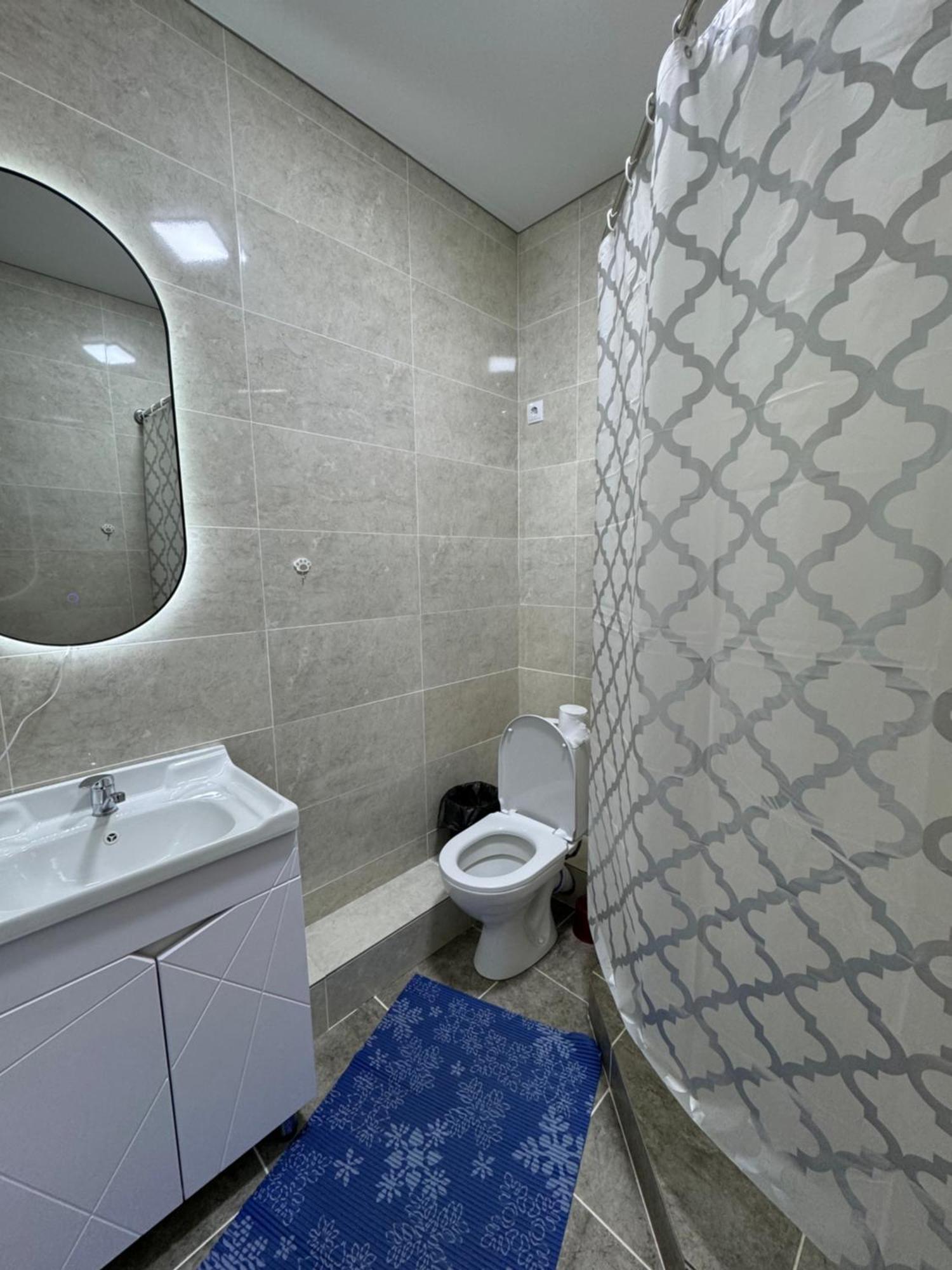 Алые Паруса Hotel Cholponata Buitenkant foto